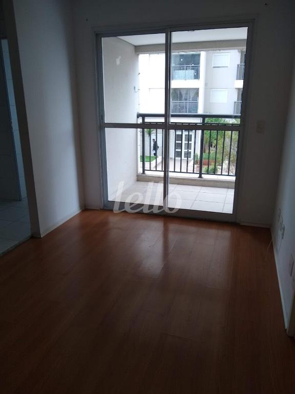 SALA de Apartamento à venda, Padrão com 40 m², 1 quarto e 1 vaga em Brás - São Paulo