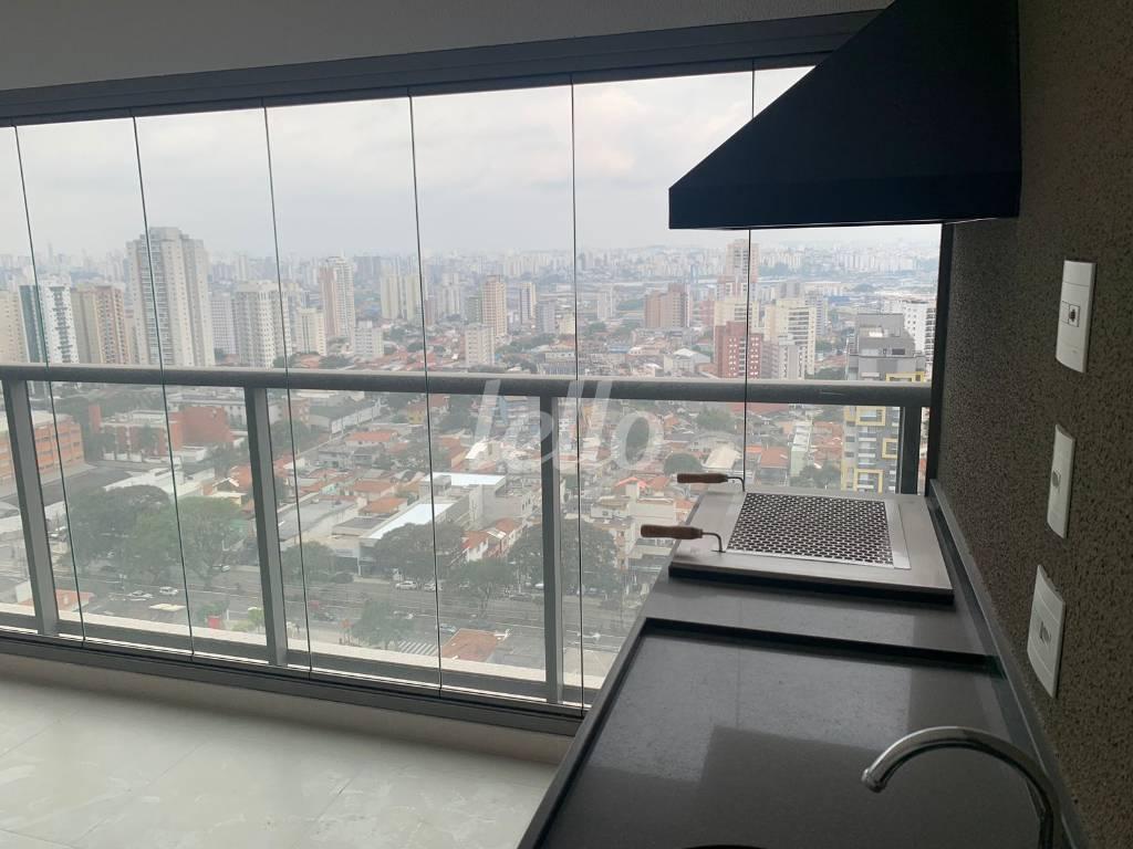 VARANDA de Apartamento à venda, Padrão com 108 m², 3 quartos e 2 vagas em Vila Dom Pedro I - São Paulo