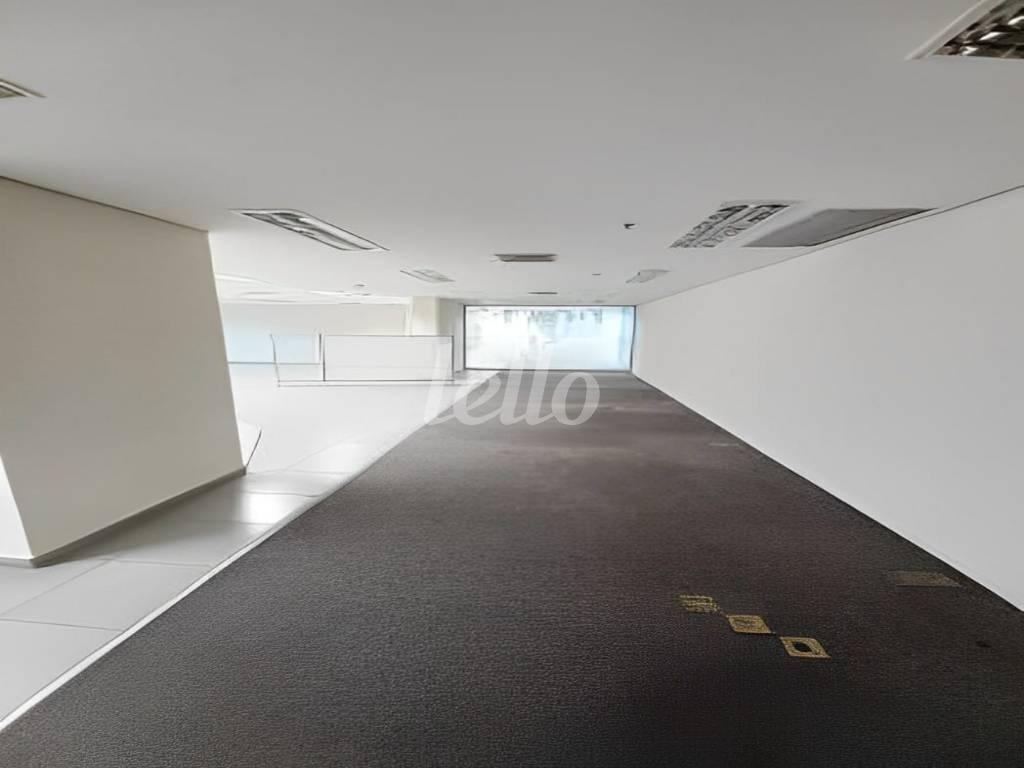 LOJA de Loja para alugar, Padrão com 684 m², e 9 vagas em Bom Retiro - São Paulo