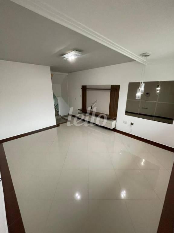 SALA de Casa à venda, sobrado com 150 m², 3 quartos e 2 vagas em Vila Gustavo - São Paulo