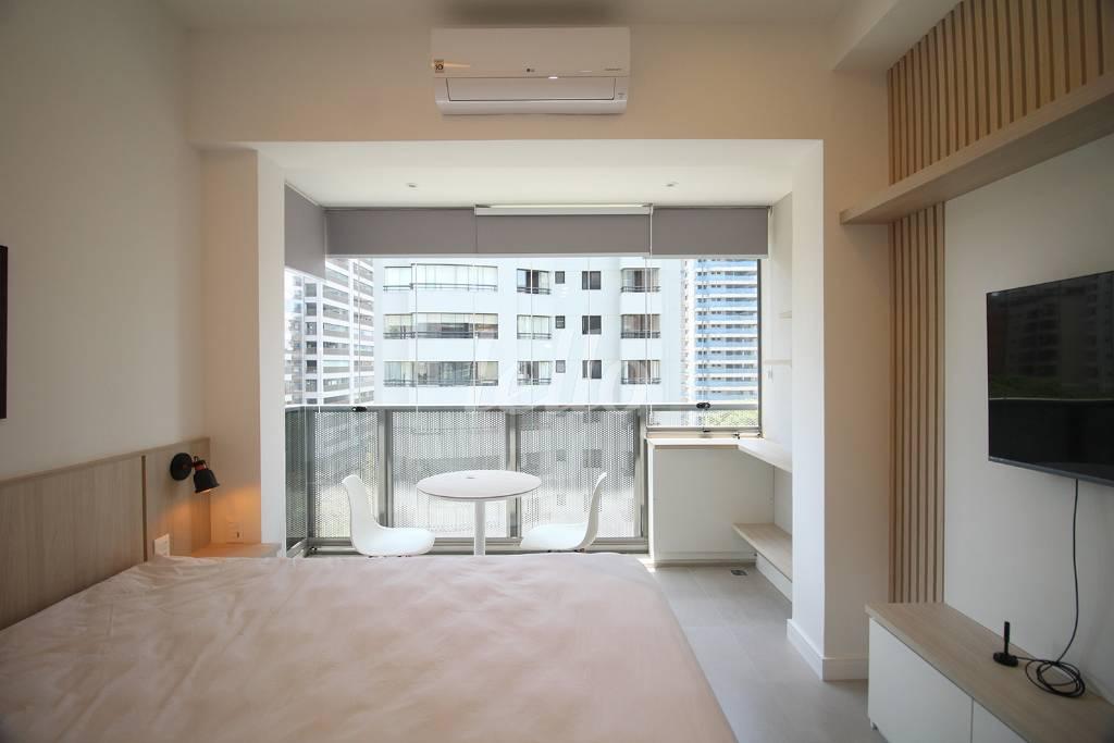 SUITE de Apartamento para alugar, Padrão com 28 m², 1 quarto e em Indianópolis - São Paulo