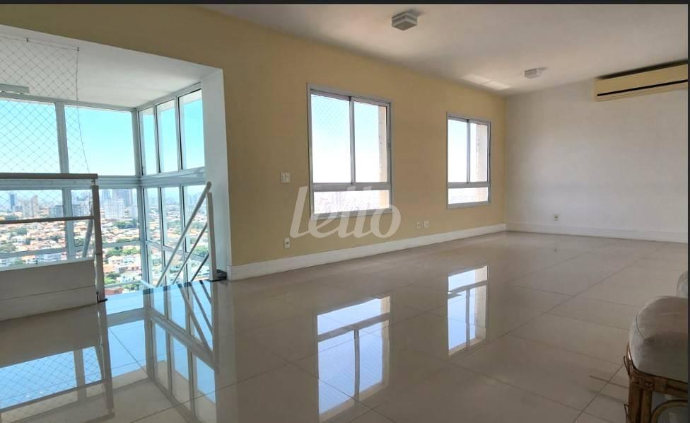 SALÃO SUPERIOR de Apartamento à venda, cobertura - Padrão com 392 m², 4 quartos e 5 vagas em Jardim Vila Mariana - São Paulo