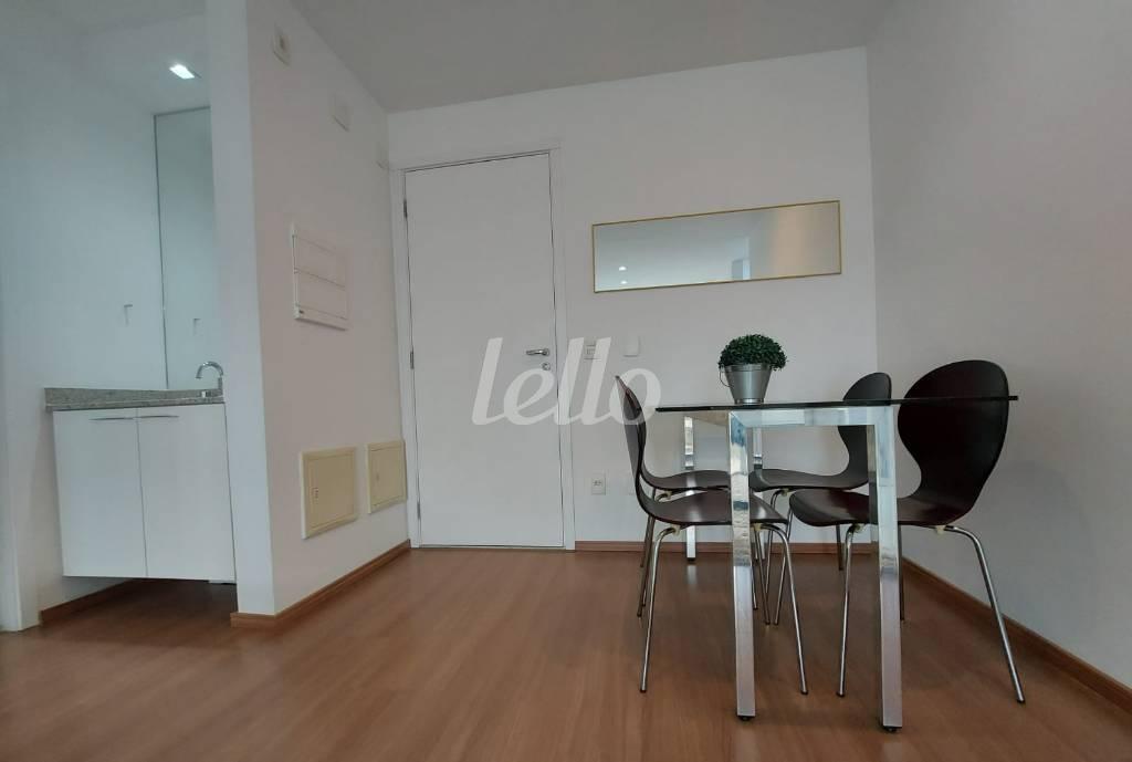 SALA de Apartamento para alugar, Padrão com 45 m², 1 quarto e 1 vaga em Brooklin Paulista - São Paulo