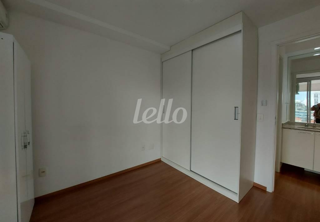 DORMITÓRIO de Apartamento para alugar, Padrão com 45 m², 1 quarto e 1 vaga em Brooklin Paulista - São Paulo