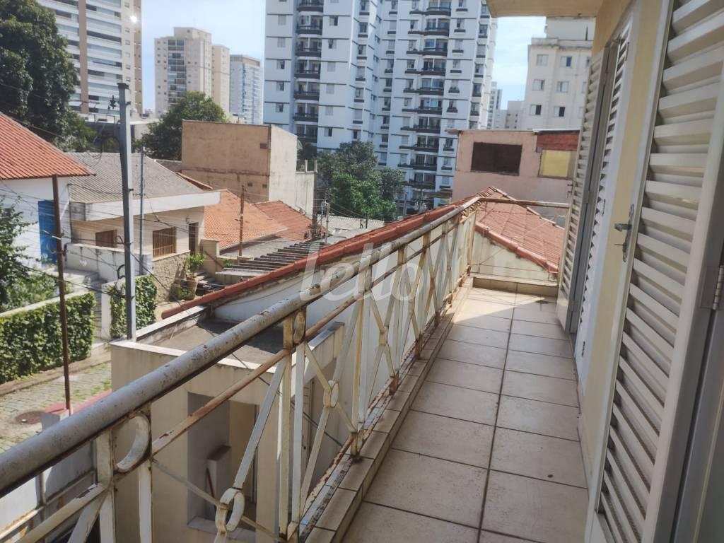 VARANDA de Casa à venda, de vila - sobrado com 320 m², 5 quartos e 6 vagas em Chácara Inglesa - São Paulo