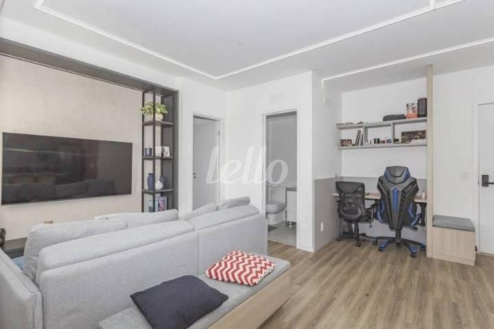 LIVING de Apartamento à venda, Padrão com 63 m², 1 quarto e 1 vaga em Jardim Das Acácias - São Paulo