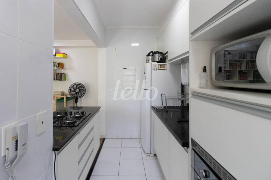 COZINHA de Apartamento à venda, Padrão com 70 m², 2 quartos e 1 vaga em Jd. Leonor M. de Barros - São Paulo