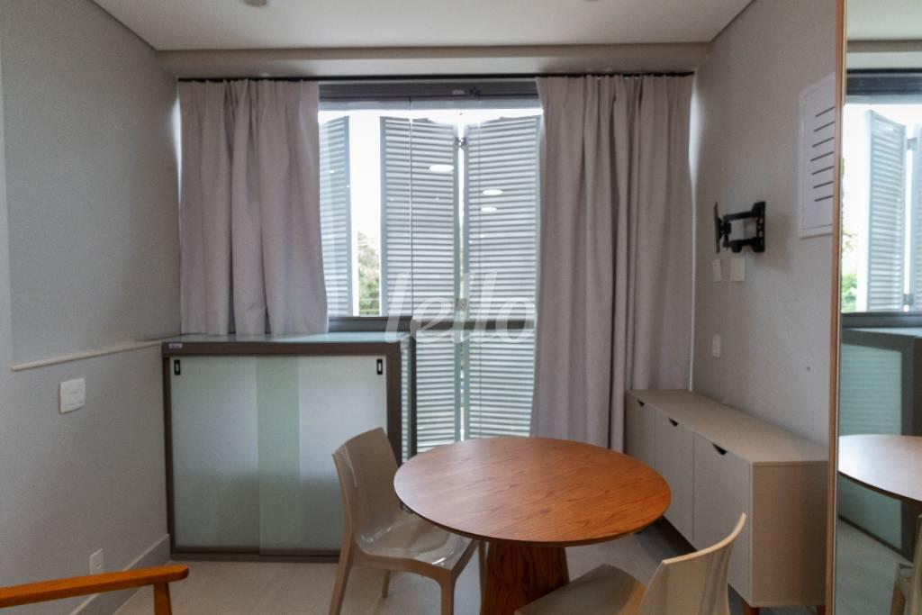 STUDIO de Apartamento para alugar, Padrão com 27 m², 1 quarto e em Vila Clementino - São Paulo