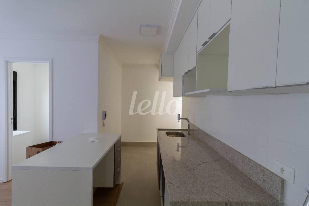 COZINHA de Apartamento para alugar, Padrão com 50 m², 2 quartos e em República - São Paulo