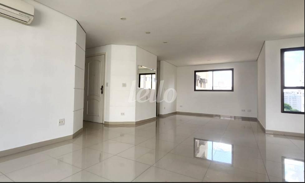 SALA de Apartamento à venda, Padrão com 180 m², 4 quartos e 3 vagas em Campo Belo - São Paulo