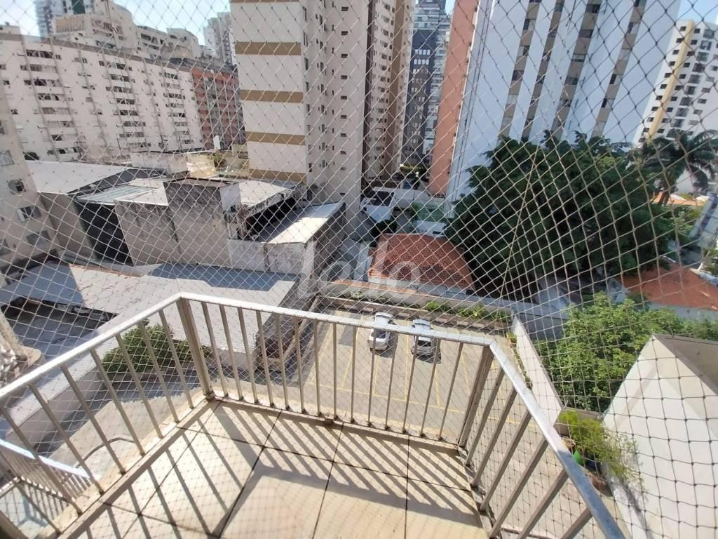 SACADA de Apartamento à venda, Padrão com 86 m², 2 quartos e 2 vagas em Pinheiros - São Paulo