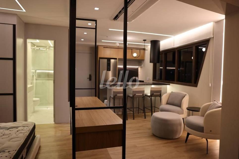 STUDIO de Apartamento para alugar, Padrão com 32 m², e 2 vagas em Vila Olímpia - São Paulo