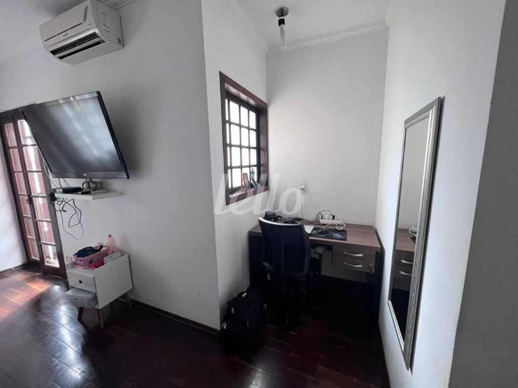 ESCRITÓRIO de Casa à venda, sobrado com 160 m², 3 quartos e 6 vagas em Vila Zelina - São Paulo
