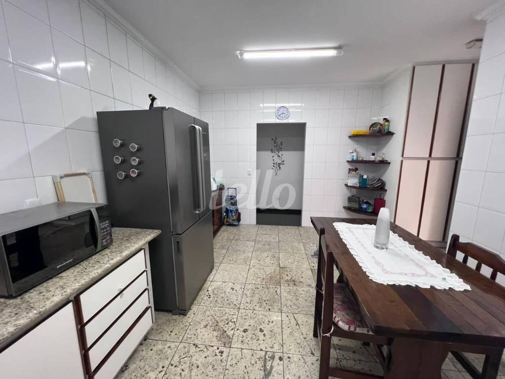 COZINHA de Casa à venda, sobrado com 160 m², 3 quartos e 6 vagas em Vila Zelina - São Paulo