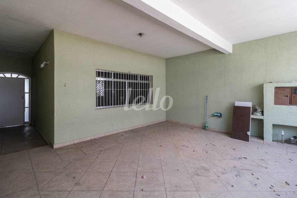 34 GARAGEM de Casa à venda, sobrado com 236 m², 4 quartos e 2 vagas em Ch Santo Antônio (ZL) - São Paulo