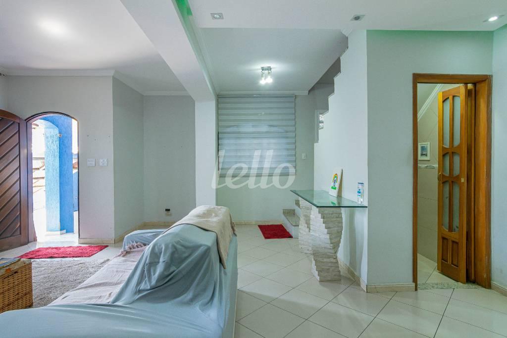 SALA de Casa para alugar, sobrado com 100 m², 2 quartos e 2 vagas em Vila Medeiros - São Paulo