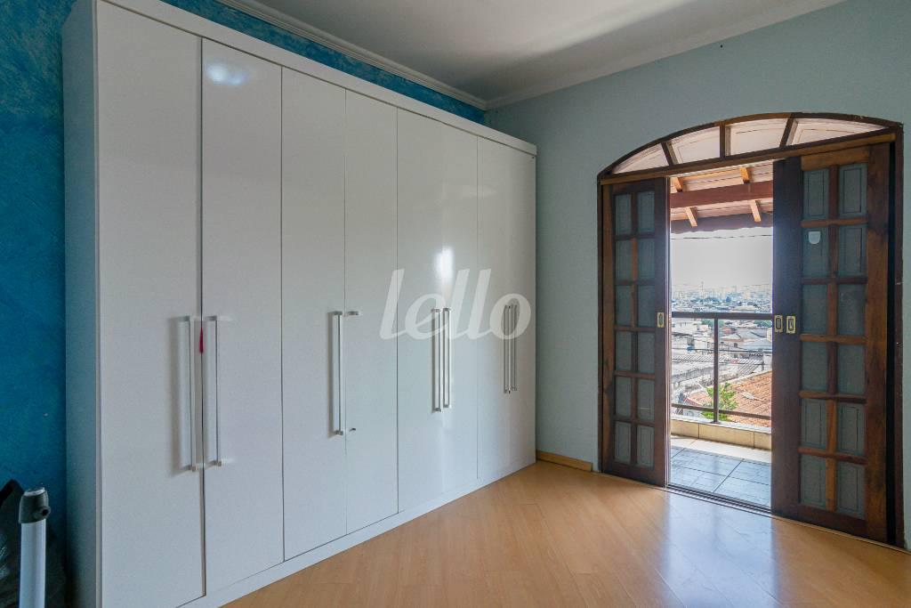 DORMITÓRIO de Casa para alugar, sobrado com 100 m², 2 quartos e 2 vagas em Vila Medeiros - São Paulo