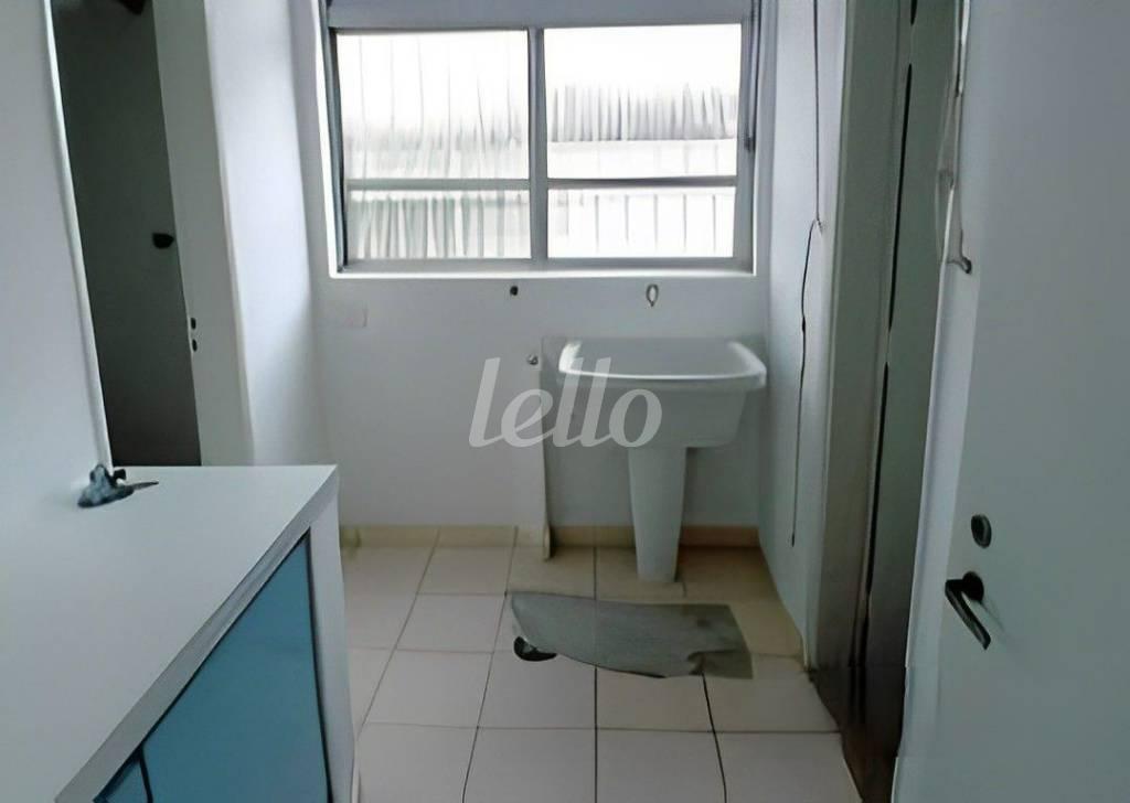 AREA DE SERVIÇO de Apartamento para alugar, Padrão com 120 m², 2 quartos e 1 vaga em Jardim Paulistano - São Paulo