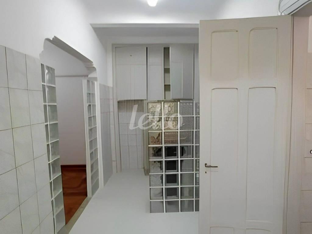 COZINHA de Apartamento para alugar, Padrão com 75 m², 2 quartos e em Bela Vista - São Paulo