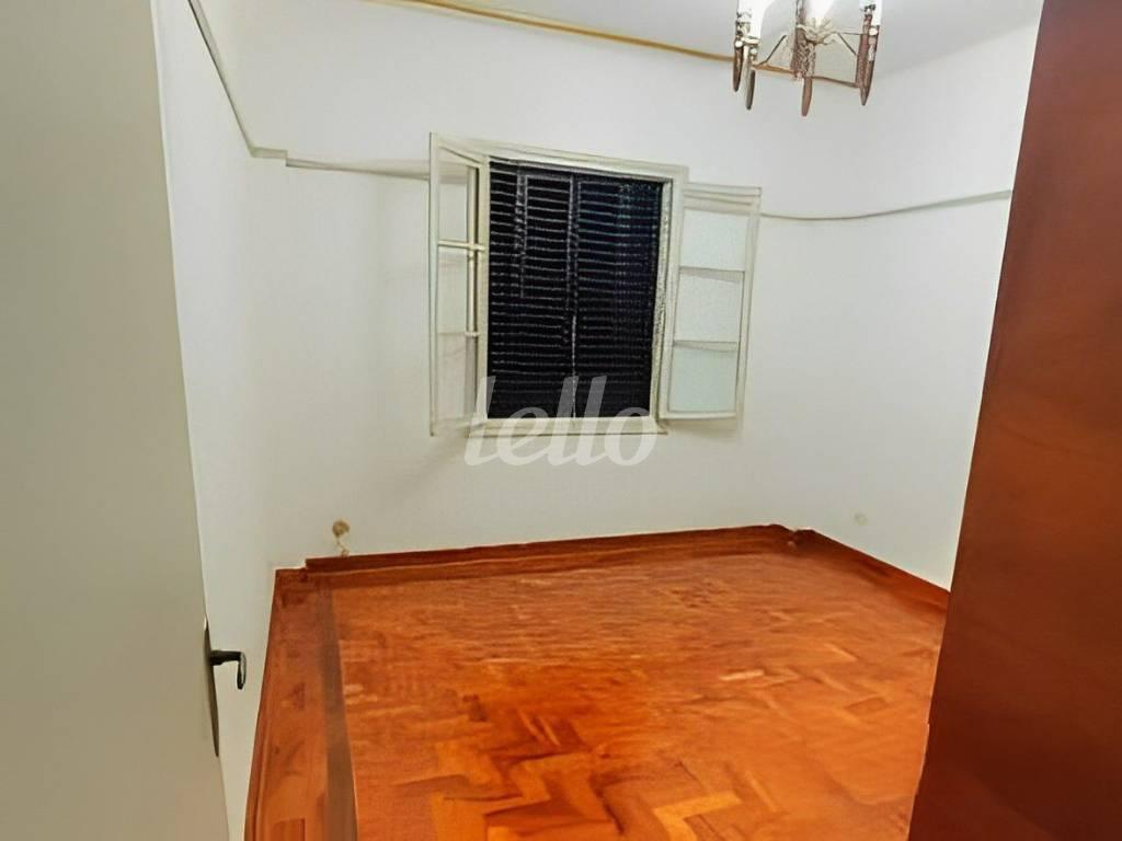 DORMITÓRIO de Apartamento para alugar, Padrão com 75 m², 2 quartos e em Bela Vista - São Paulo