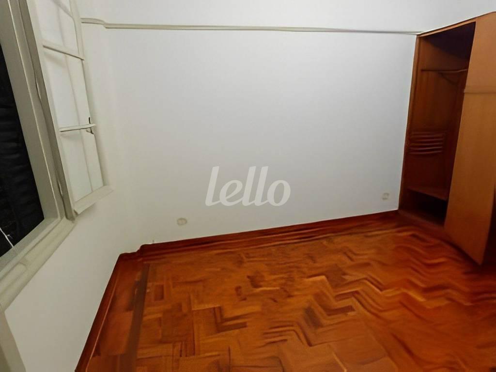 DORMITÓRIO de Apartamento para alugar, Padrão com 75 m², 2 quartos e em Bela Vista - São Paulo