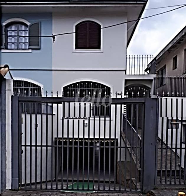 FACHADA de Casa à venda, sobrado com 200 m², 3 quartos e 4 vagas em Vila Moraes - São Paulo