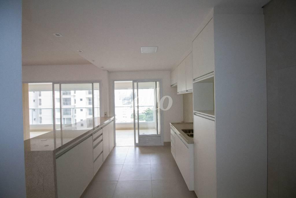 COZINHA de Apartamento para alugar, Padrão com 171 m², 3 quartos e 3 vagas em Perdizes - São Paulo