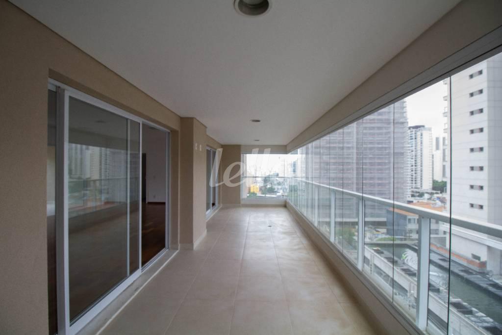 SACADA GOURMET de Apartamento para alugar, Padrão com 171 m², 3 quartos e 3 vagas em Perdizes - São Paulo