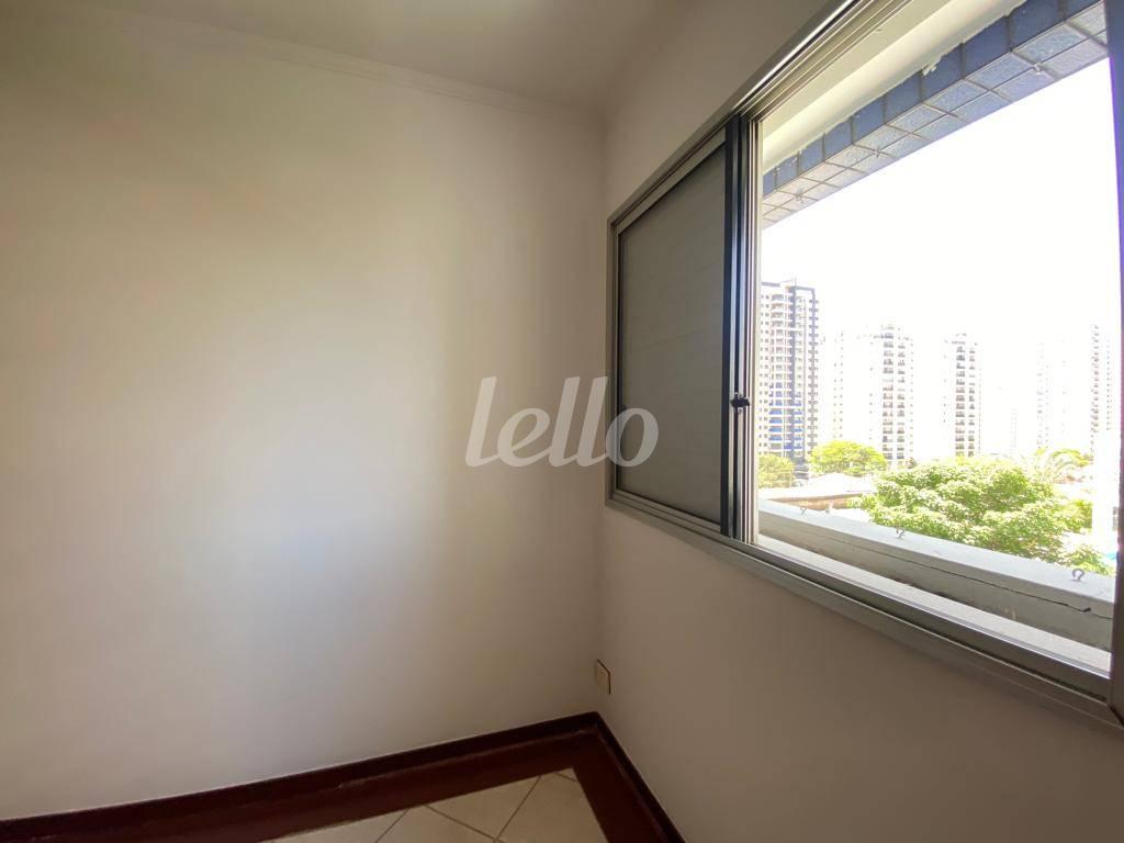 DORMITORIO de Apartamento à venda, Padrão com 101 m², 3 quartos e 2 vagas em Vila Regente Feijó - São Paulo