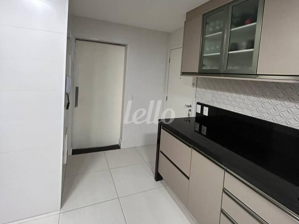 COZINHA de Apartamento à venda, Padrão com 127 m², 3 quartos e 2 vagas em Tatuapé - São Paulo