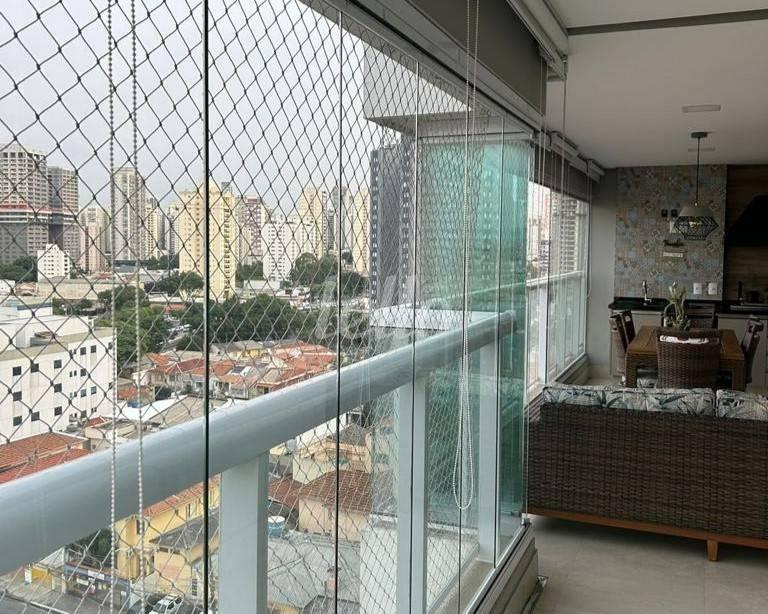 VARANDA GOURMET de Apartamento à venda, Padrão com 127 m², 3 quartos e 2 vagas em Tatuapé - São Paulo