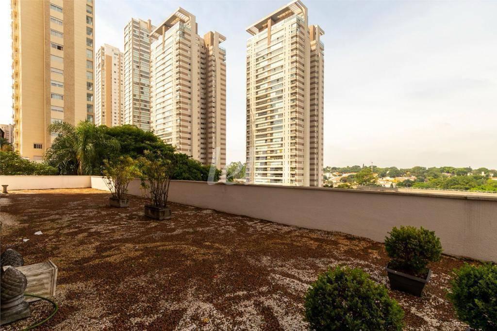 VISTA VARANDA SUITE MASTER de Apartamento à venda, Padrão com 350 m², 3 quartos e 3 vagas em Campo Belo - São Paulo