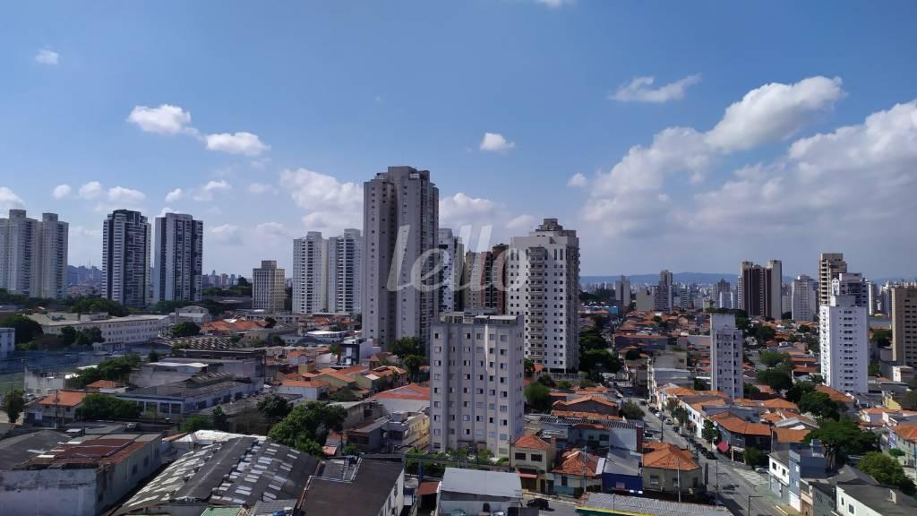VISTA de Apartamento à venda, Padrão com 98 m², 3 quartos e 2 vagas em Vila Dom Pedro I - São Paulo