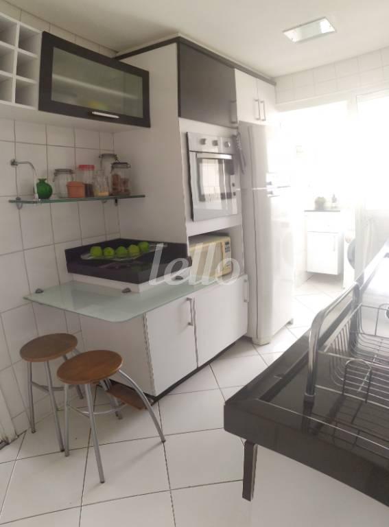 COZINHA de Apartamento à venda, Padrão com 98 m², 3 quartos e 2 vagas em Vila Dom Pedro I - São Paulo