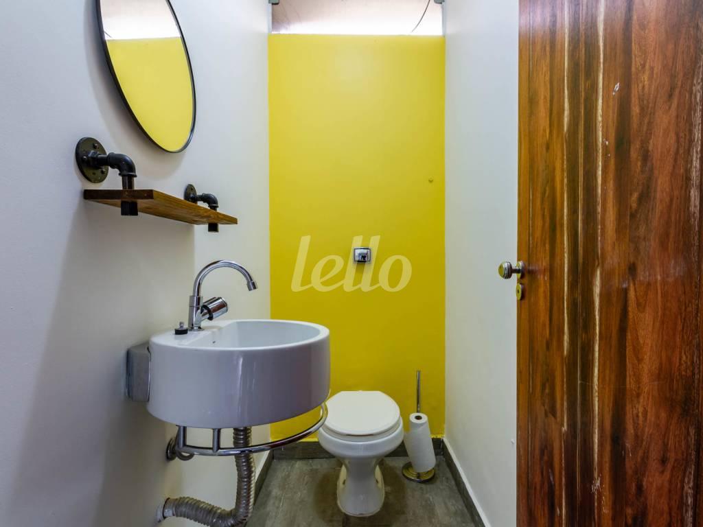 LAVABO de Casa para alugar, sobrado com 160 m², 3 quartos e 2 vagas em Brooklin Novo - São Paulo