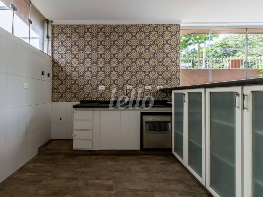 COZINHA de Casa para alugar, sobrado com 160 m², 3 quartos e 2 vagas em Brooklin Novo - São Paulo
