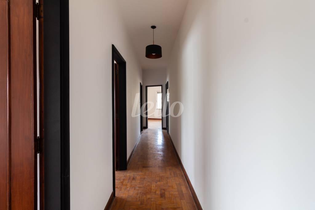 CORREDOR de Apartamento para alugar, Padrão com 160 m², 3 quartos e em República - São Paulo