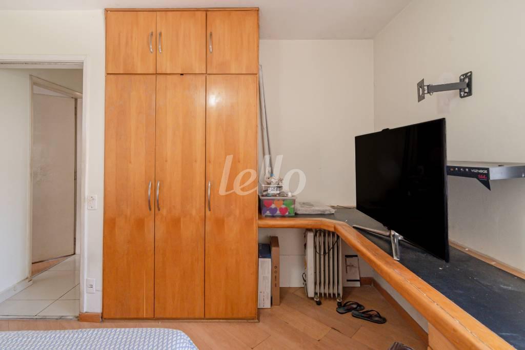 DORMITÓRIO de Apartamento à venda, Padrão com 81 m², 2 quartos e 1 vaga em Pinheiros - São Paulo