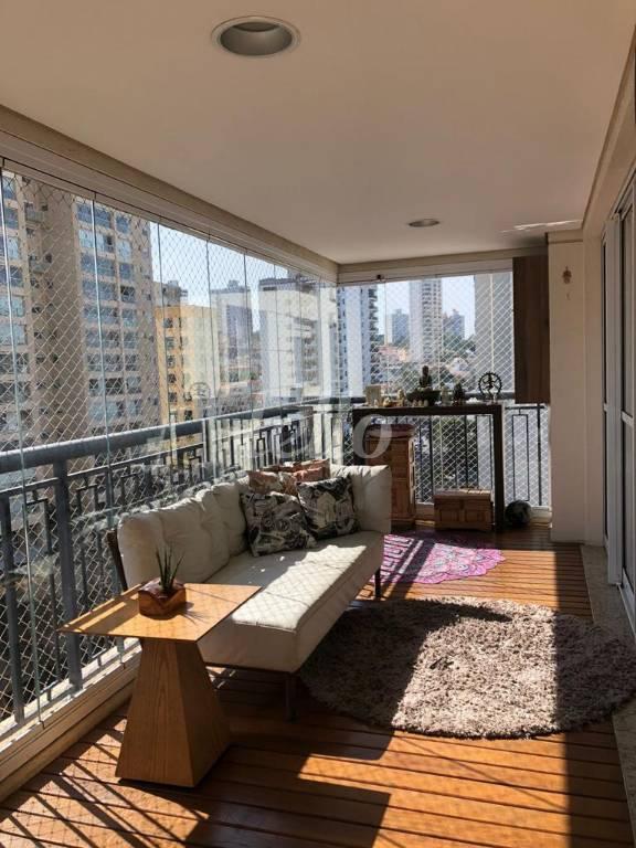 VARANDA GOURMET de Apartamento à venda, Padrão com 183 m², 3 quartos e 3 vagas em Parque da Mooca - São Paulo