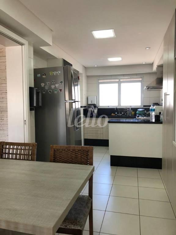 COZINHA de Apartamento à venda, Padrão com 183 m², 3 quartos e 3 vagas em Parque da Mooca - São Paulo