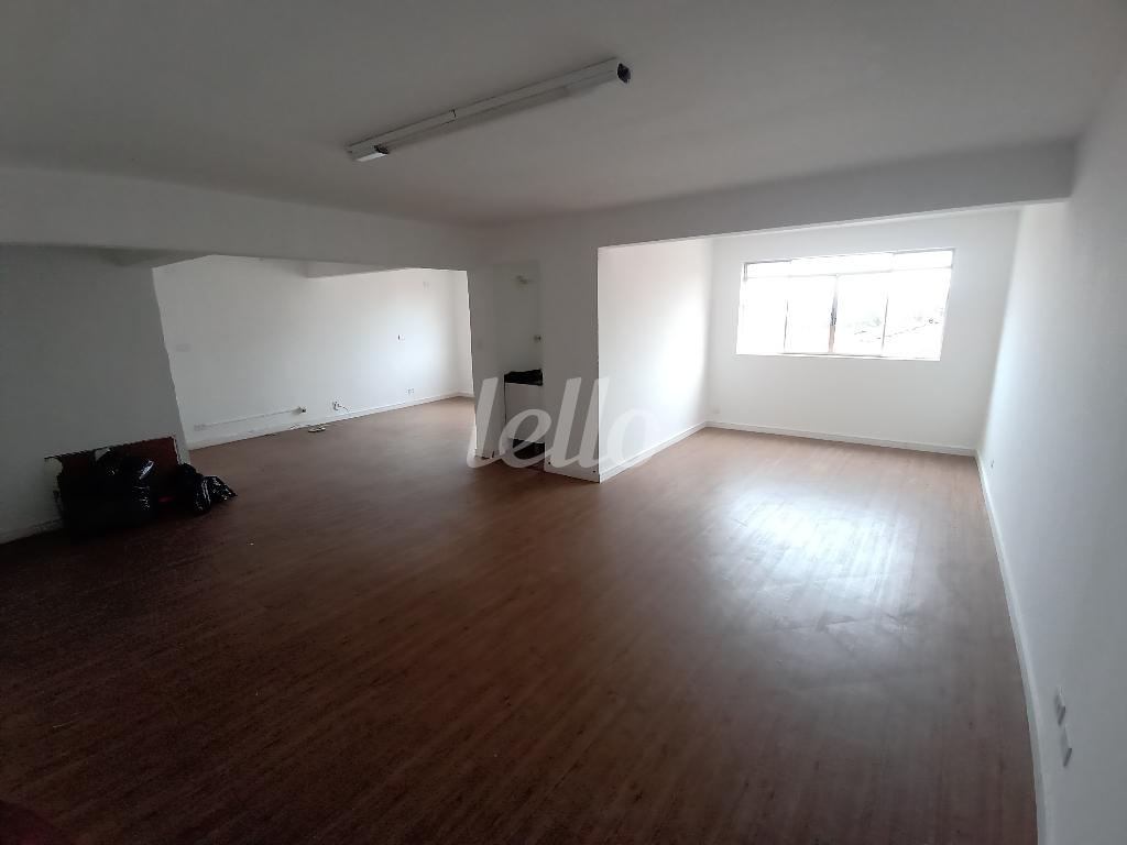 SALA 2 de Sala / Conjunto para alugar, Padrão com 55 m², e em Penha de França - São Paulo