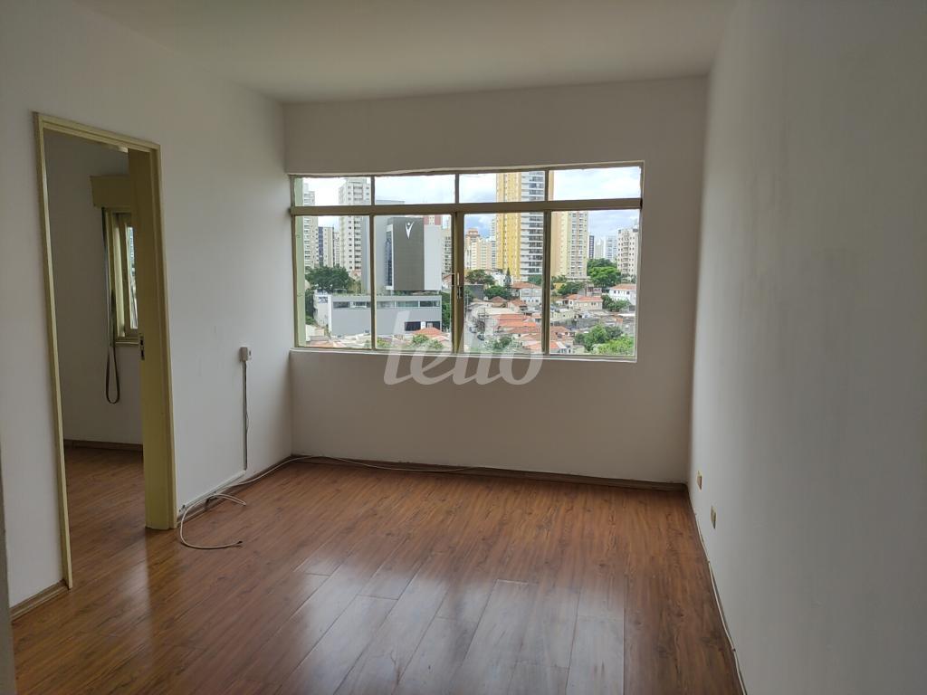 SALA de Apartamento à venda, Padrão com 50 m², 1 quarto e 1 vaga em Vila do Bosque - São Paulo