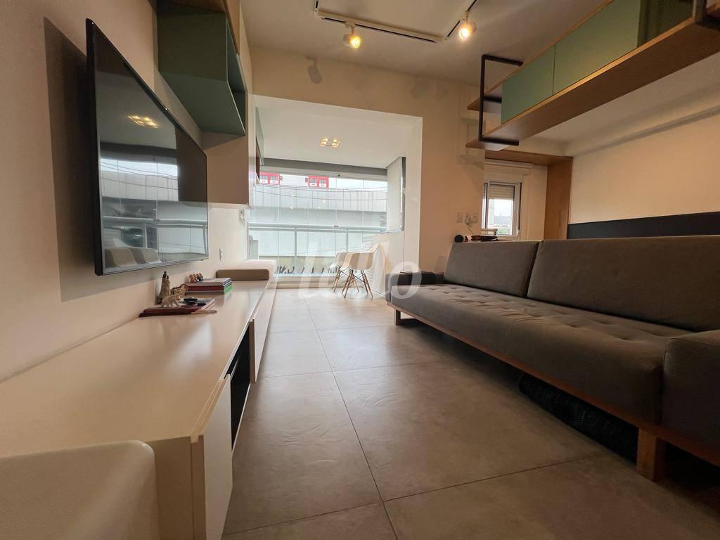 SALA de Apartamento à venda, Padrão com 45 m², 1 quarto e 1 vaga em Pinheiros - São Paulo