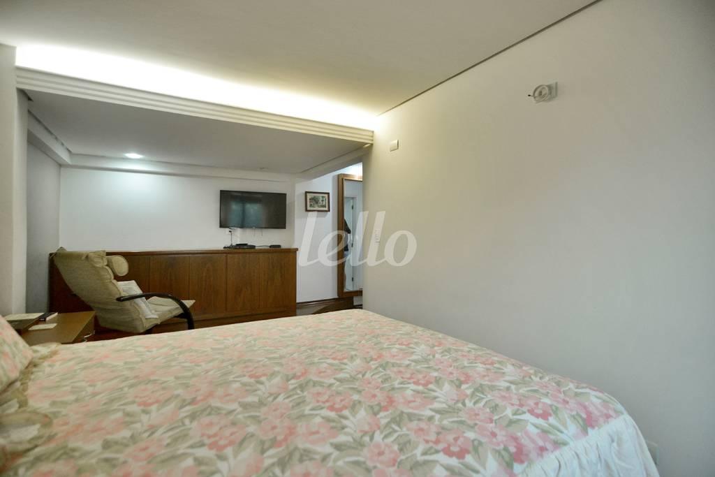 SUÍTE 1 de Apartamento à venda, Padrão com 211 m², 4 quartos e 4 vagas em Água Fria - São Paulo
