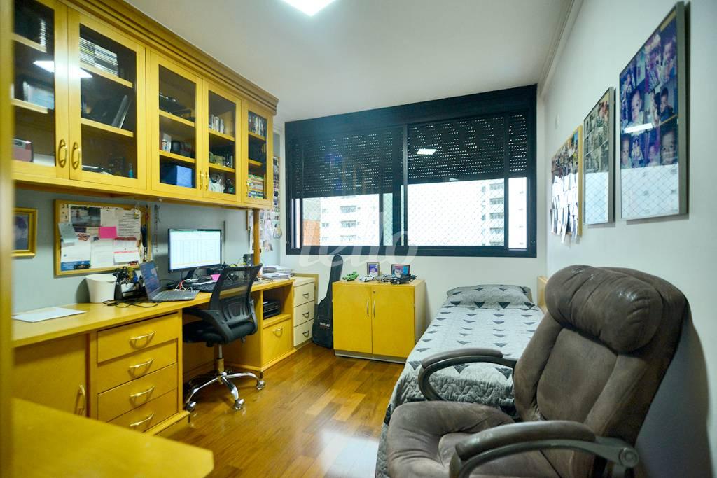 DORMITÓRIO 4 de Apartamento à venda, Padrão com 211 m², 4 quartos e 4 vagas em Água Fria - São Paulo