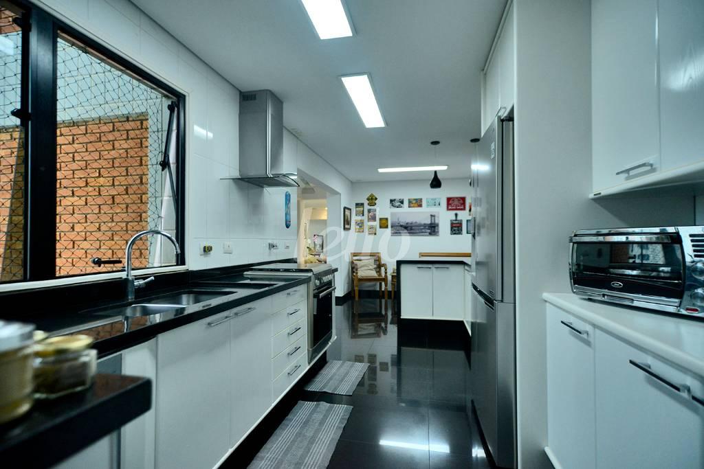 COZINHA de Apartamento à venda, Padrão com 211 m², 4 quartos e 4 vagas em Água Fria - São Paulo