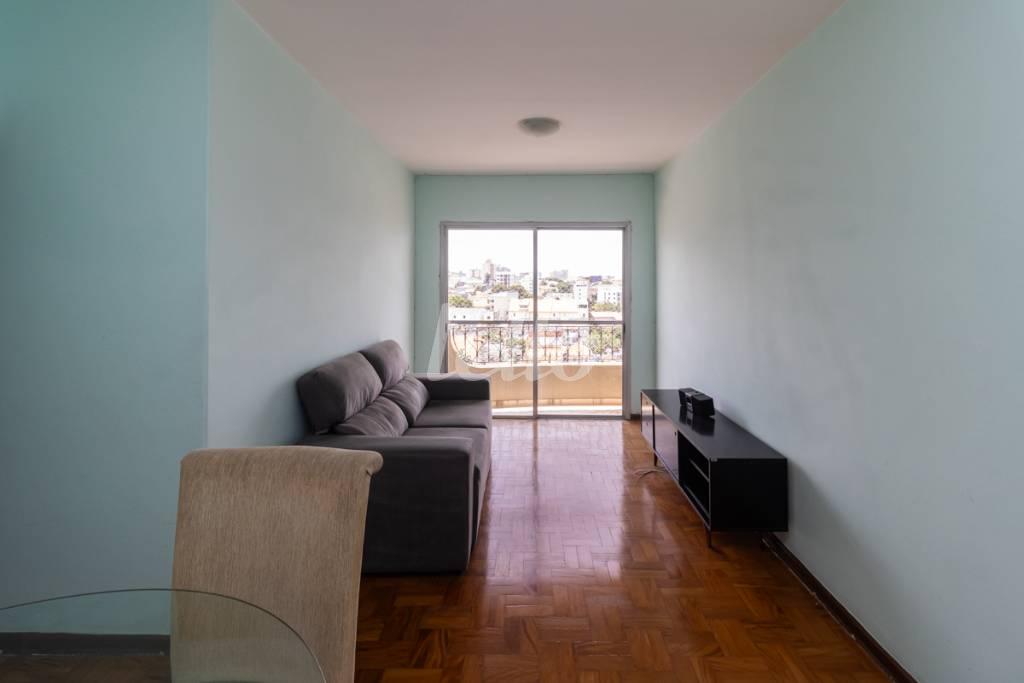 02 SALA de Apartamento para alugar, Padrão com 84 m², 2 quartos e 1 vaga em Vila Matilde - São Paulo