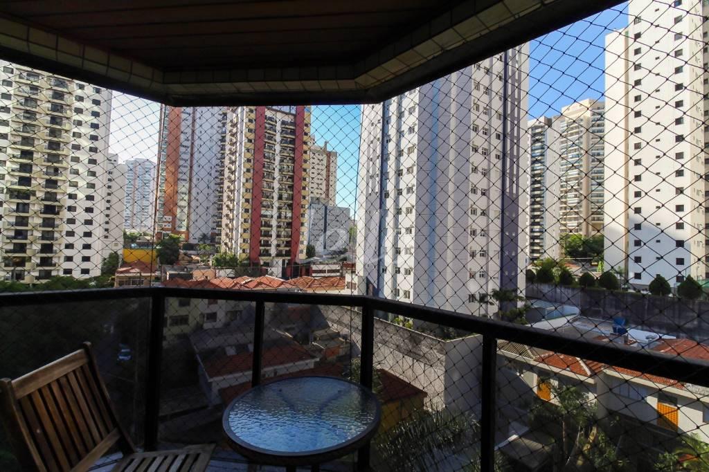SACADA de Apartamento à venda, Padrão com 102 m², 3 quartos e 2 vagas em Vila Regente Feijó - São Paulo
