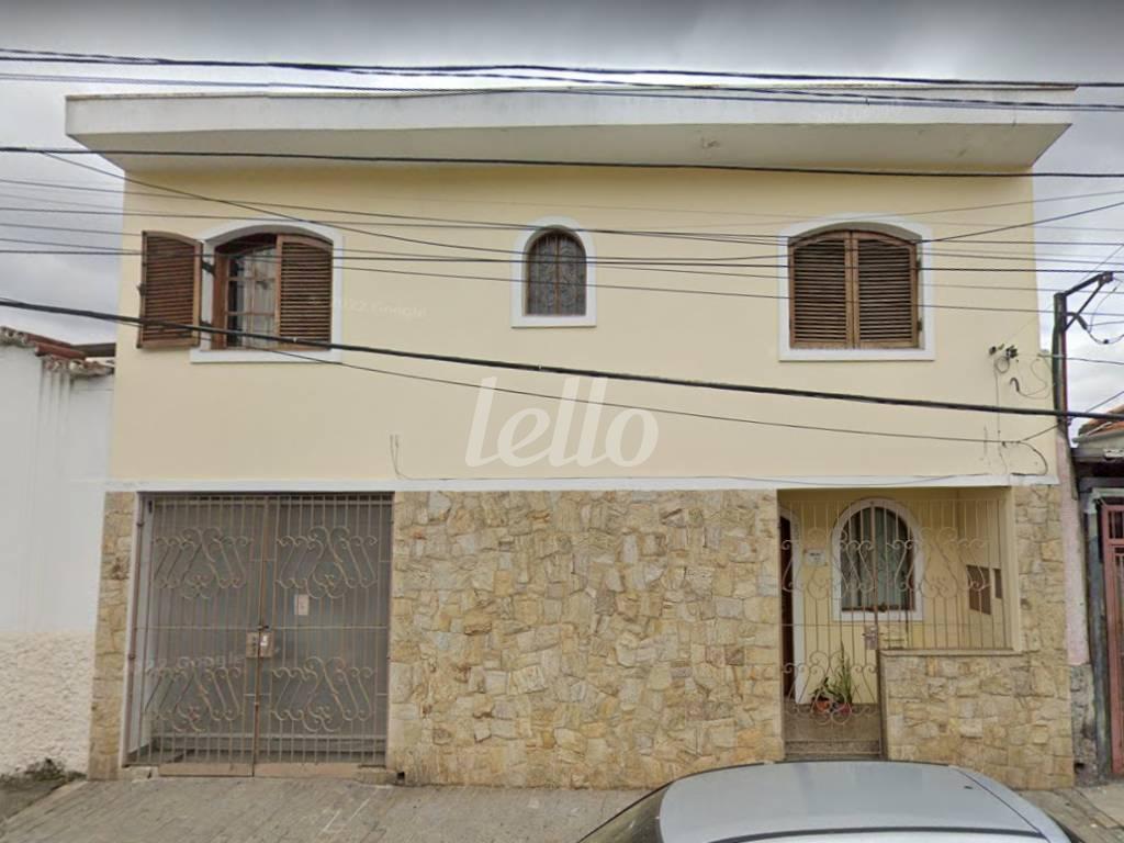 FACHADA de Casa para alugar, sobrado com 100 m², 2 quartos e 1 vaga em Santana - São Paulo