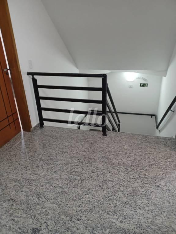HALL EXTERNO de Apartamento à venda, Padrão com 106 m², 2 quartos e 1 vaga em Vila América - Santo André